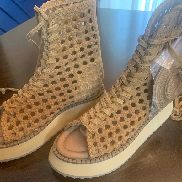 💫HP‼️💫 NIB FREE PEOPLE Luca Lace-up Sandal in Tan, Sizes 6.5 & 8 - Picture 7 of 12